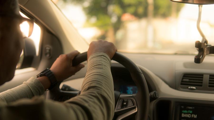 Motorista de aplicativo é preso suspeito de usar corridas para entregar drogas no DF
