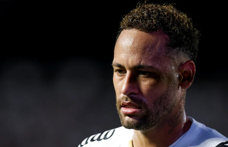Neymar cobra apoio da torcida do Santos após vitória na Sul-Americana