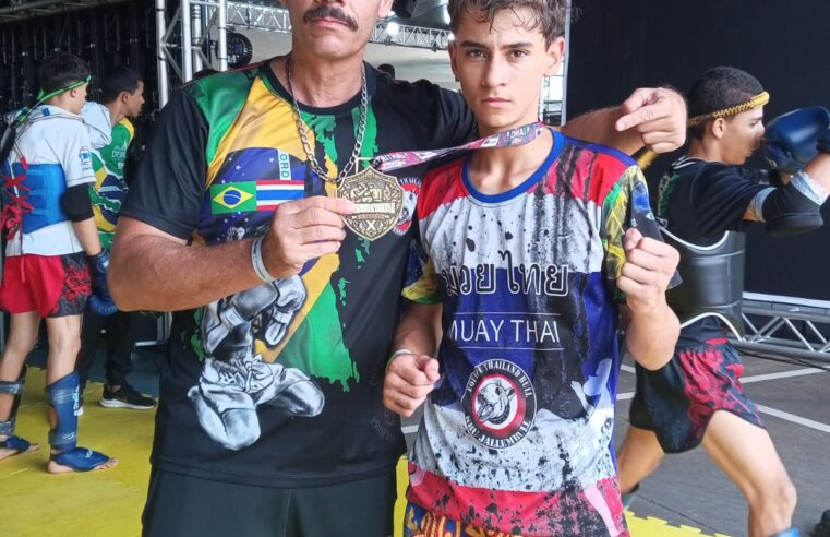 Pai e filho, de uma garagem no Paranoá para um mundial na Cidade do México