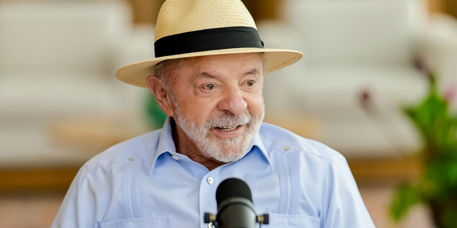 Pelo PT, Lula busca reeleição com foco em pautas sociais