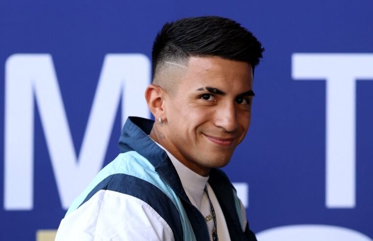 River Plate confirma acerto com o meia Thiago Almada, ex-alvo do Flamengo