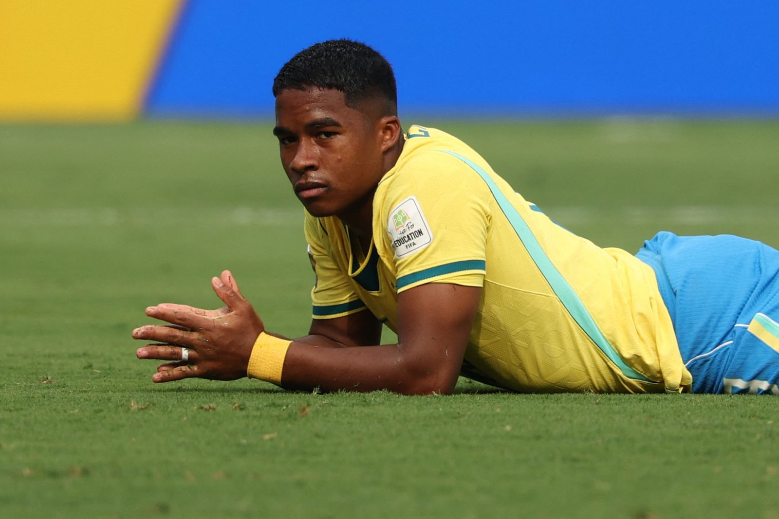 Roma aguarda definição de Mourinho e prepara proposta para contratar Endrick, diz jornal