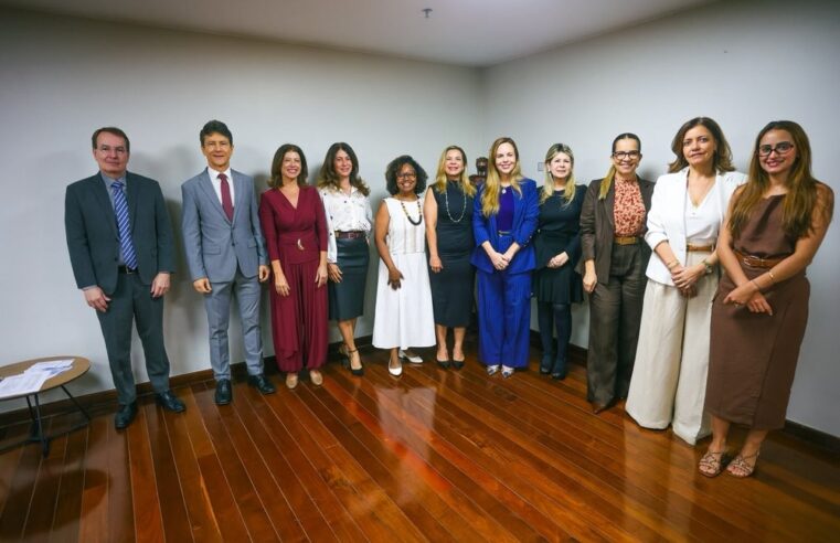 TJDFT recebe conselheira do CNJ para reunião institucional
