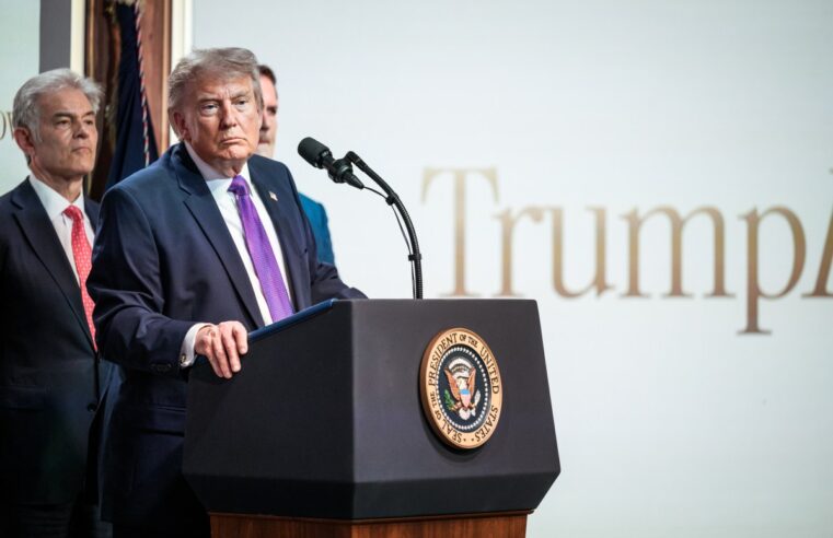 Trump anuncia tarifaço contra o Canadá em 50% sobre automóveis e aço