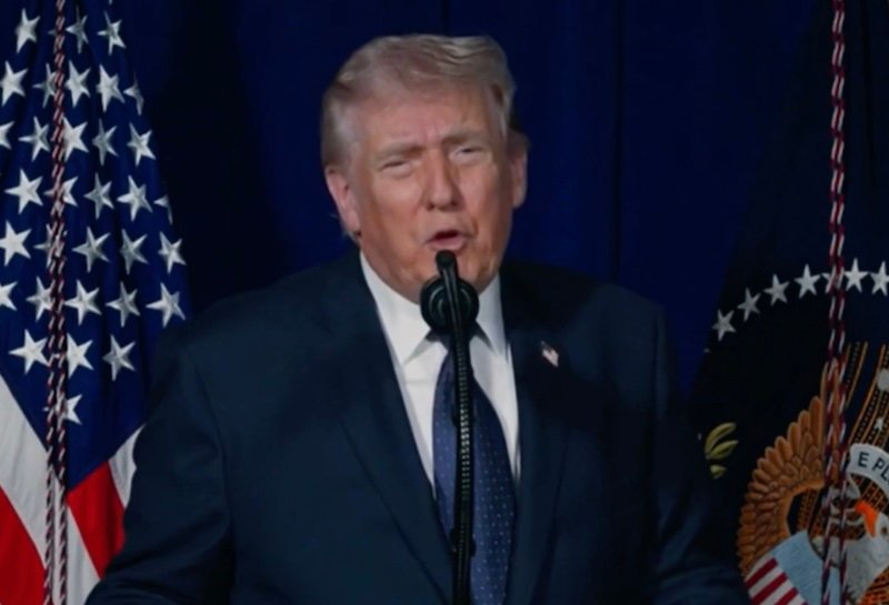 Trump reduz nº de vacinas para crianças e restitui poder de escolha aos pais