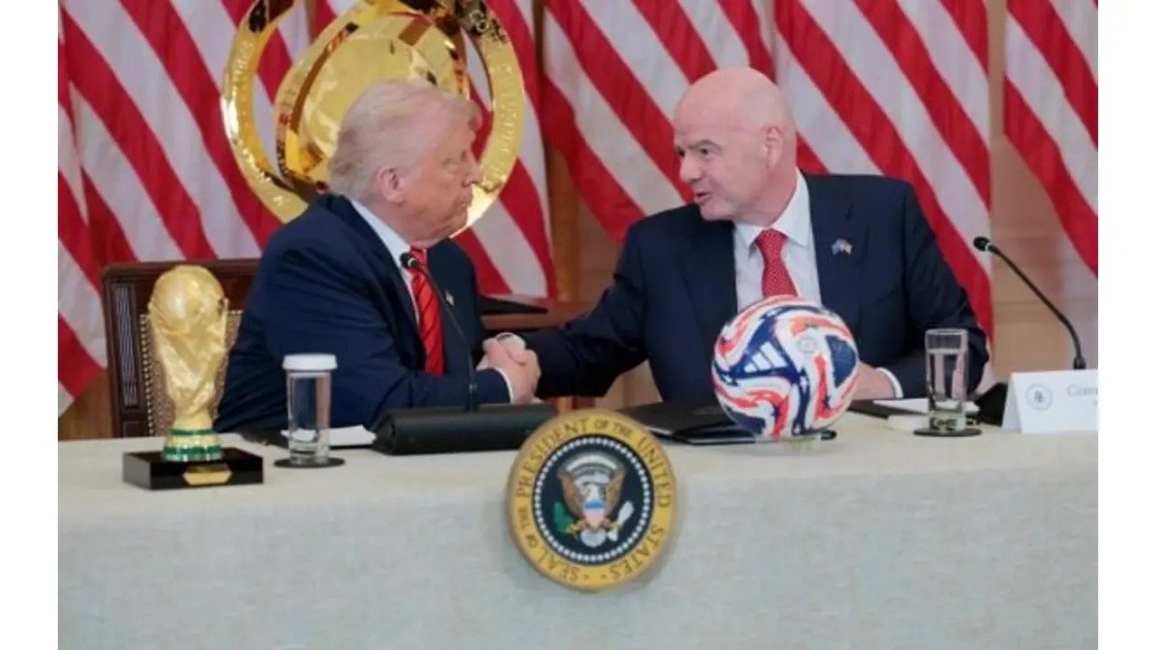 Uefa, Concacaf e AFC afirmam a Infantino que o futebol ‘não pertence a nenhum indivíduo’