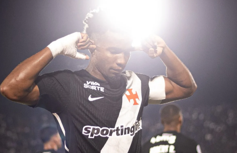 Vasco vira sobre Olimpia e avança às quartas da Sul-Americana