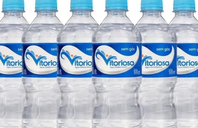 Anvisa interdita água mineral da marca Vitoriosa por conter coliformes