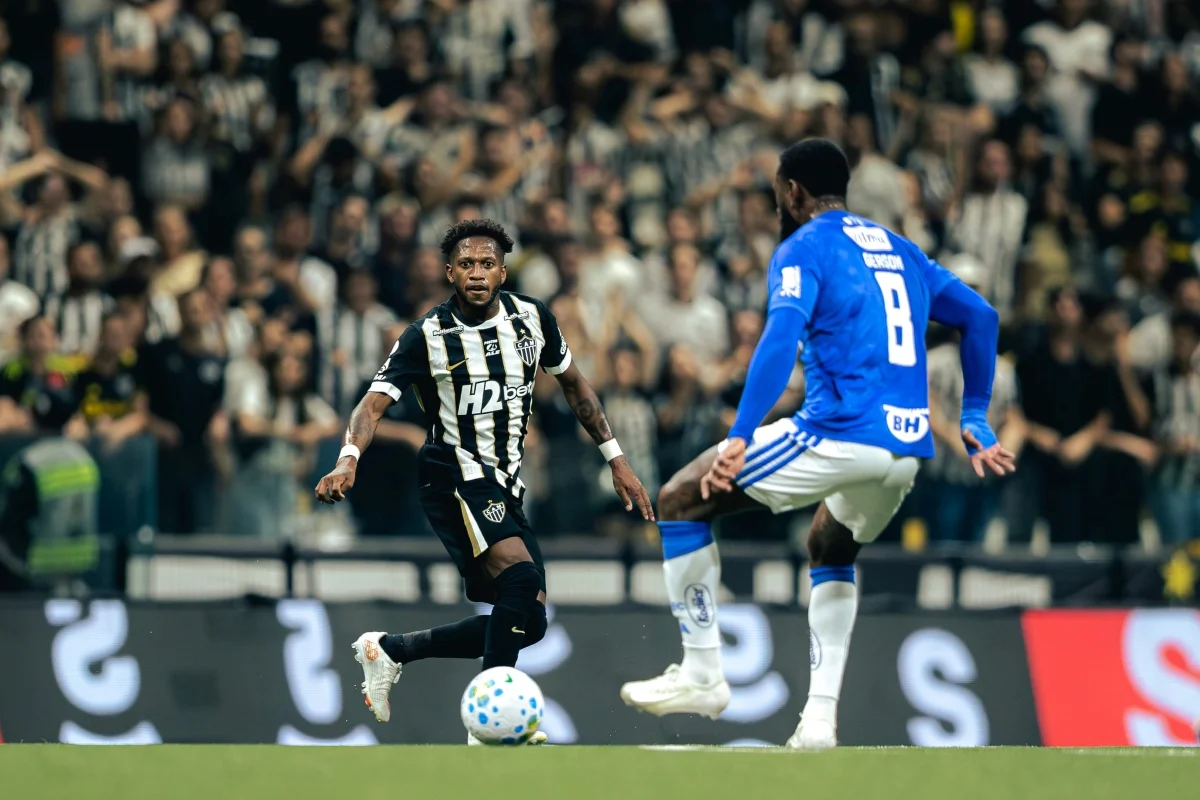 Atlético-MG vira sobre o Cruzeiro e garante vaga na semifinal da Copa do Brasil