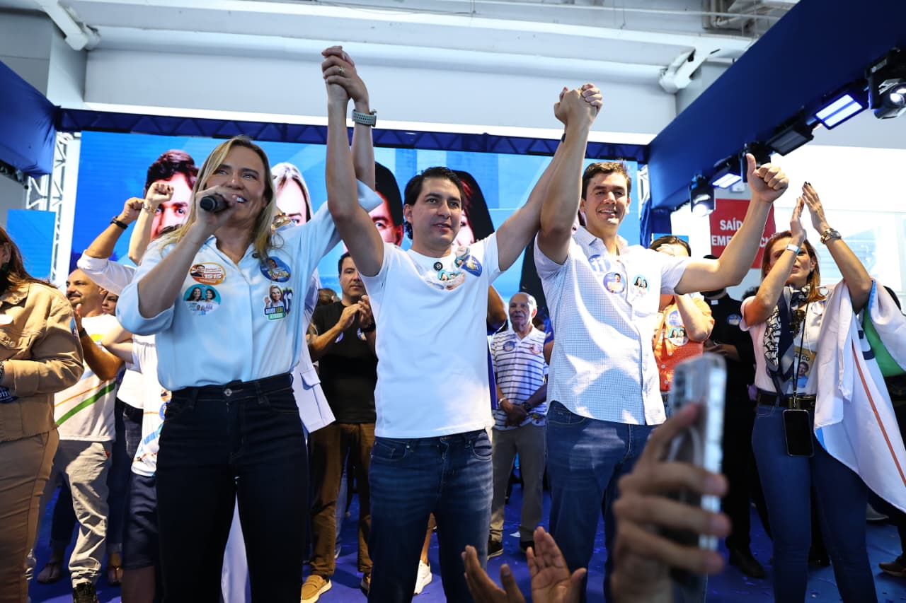 Cristiano Araújo lança campanha ao lado de aliados e reúne eleitores em Brasília