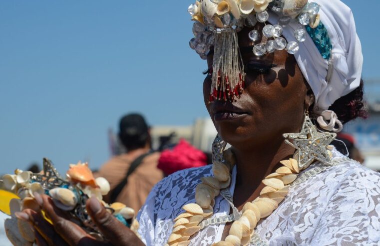Eleitores de religiões afro se sentem invisíveis em campanha eleitoral