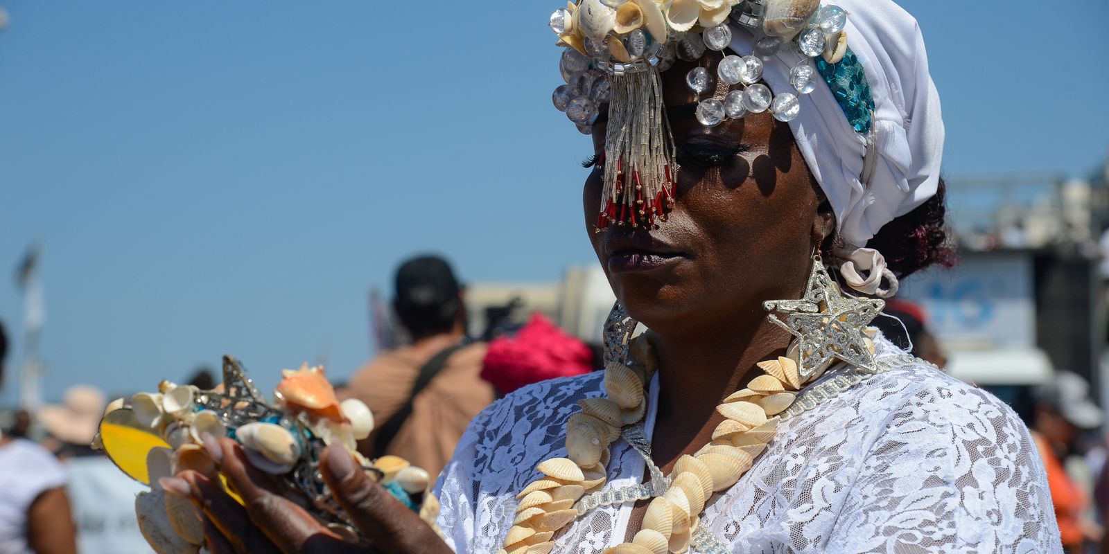 Eleitores de religiões afro se sentem invisíveis em campanha eleitoral