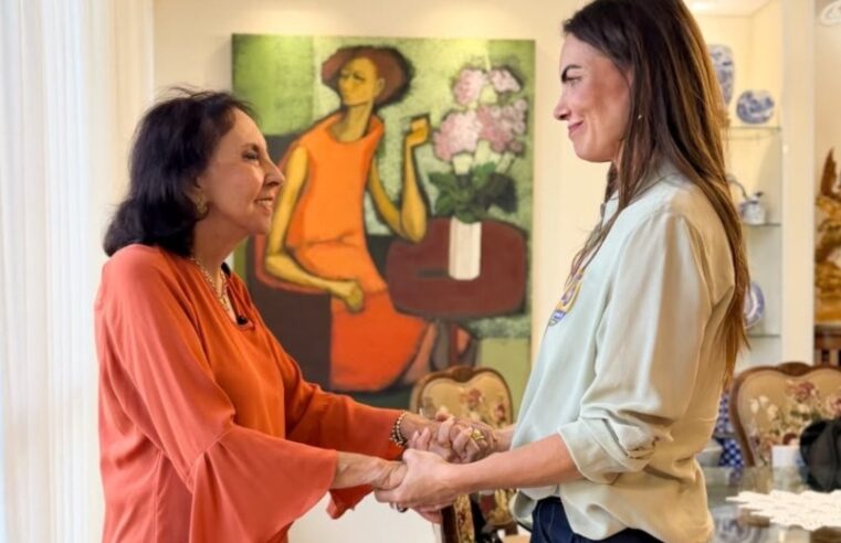 Ex-governadora Abadia e Paula Belmonte selam aliança após saída de Arruda