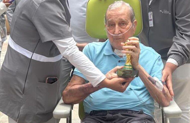Ex-técnico da Seleção, Parreira recebe alta após 80 dias internado