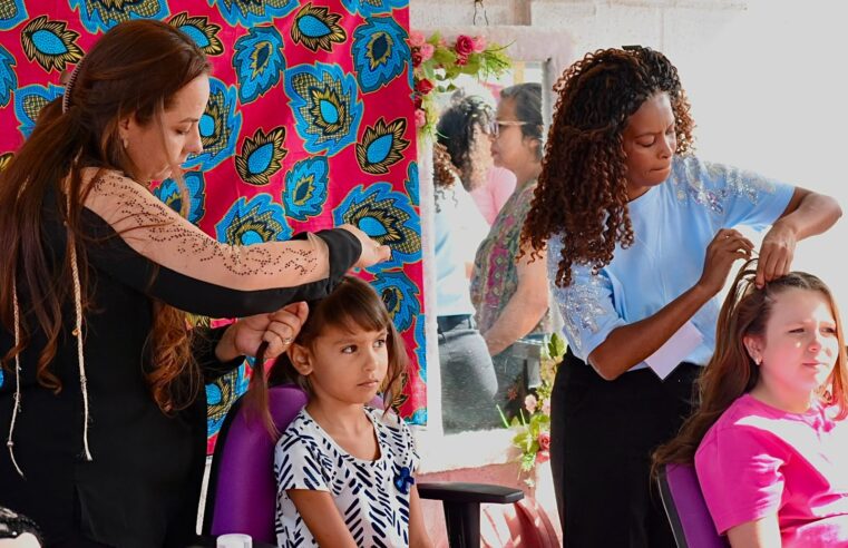 Feira Solidária Elas Fazem fortalece autonomia econômica de mulheres no DF