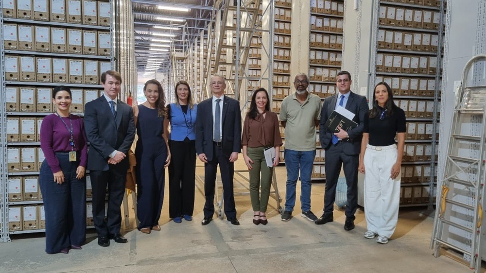 Fernando Habibe visita unidades de gestão documental do TJDFT