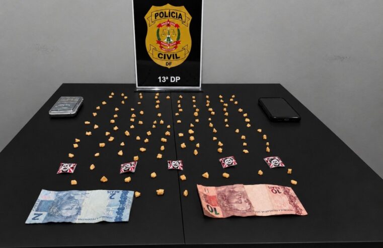 Homem é preso com mais de 100 pedras de crack em barraco próximo a restaurante comunitário