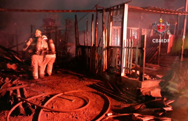 Incêndio assusta moradores de assentamento em Sobradinho