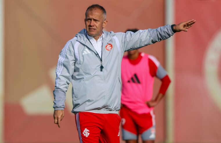 Internacional contrata técnico Eduardo Baptista até o fim da temporada