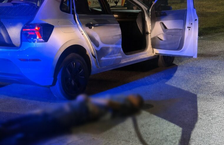Jovens são presos após roubo de carro de aplicativo com facas no Recanto das Emas