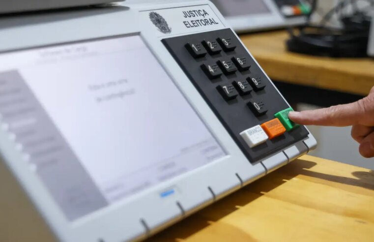 Justiça Eleitoral garante transporte e urnas adaptadas para PCD