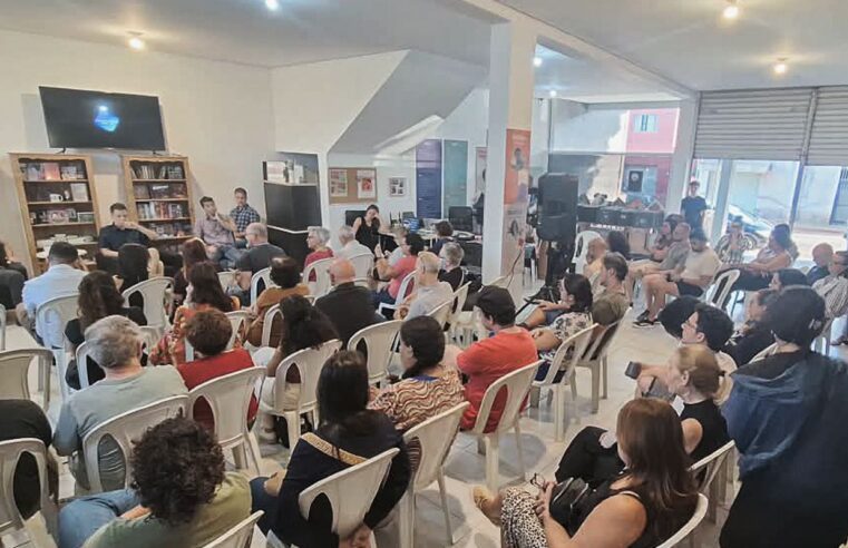 Livraria transforma vida cultural de pequeno município de São Paulo