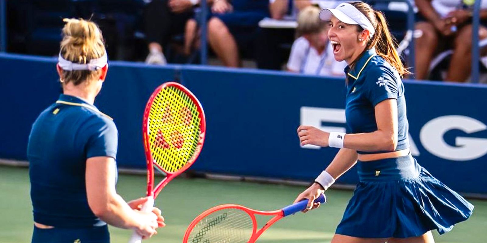 Luisa Stefani vai às semifinais do US Open e sobe no ranking mundial