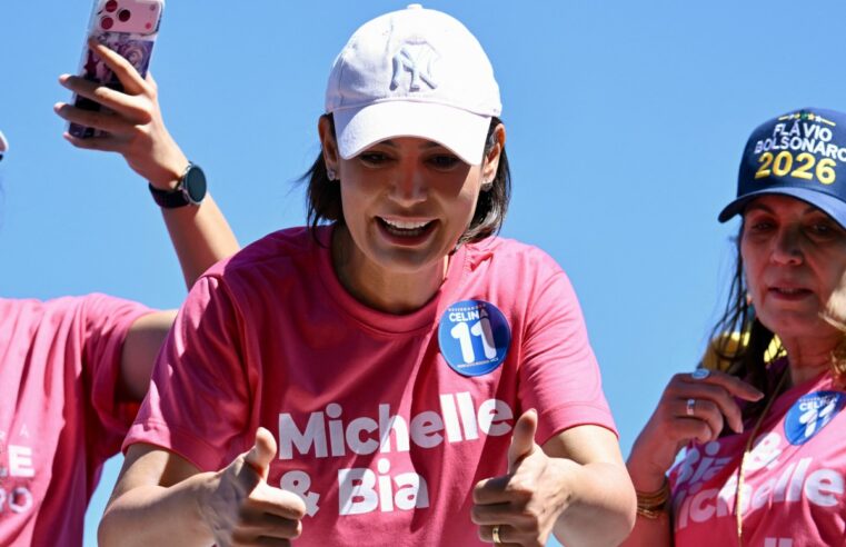 Michelle lidera disputa pelo Senado no DF com 40,8%, aponta Igape