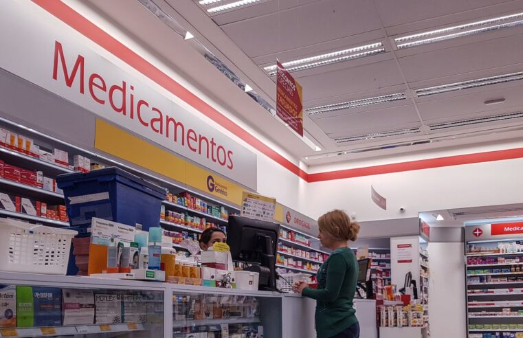 Mudanças na emissão e no controle de receitas médicas entram em vigor