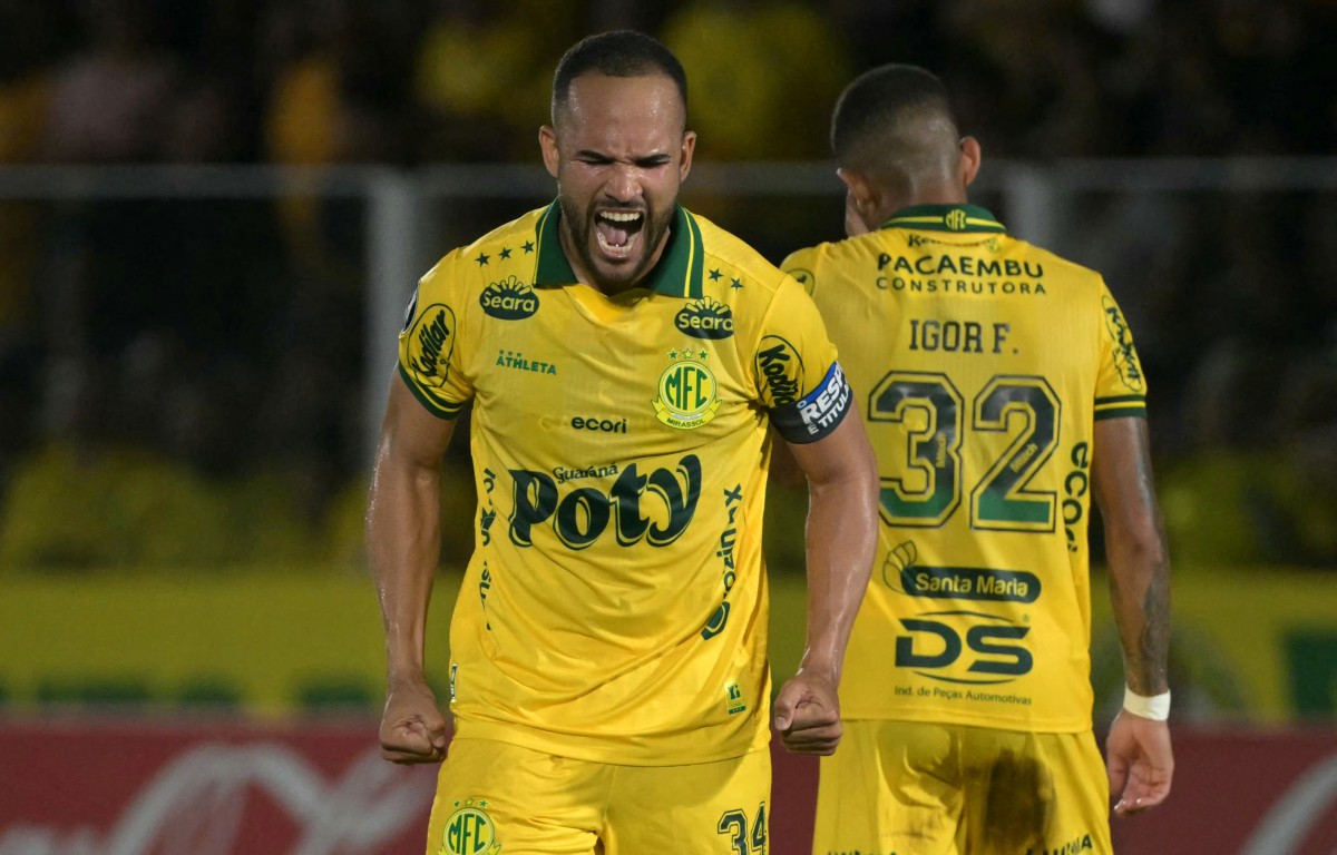 Muralha falha em dois gols, mas Mirassol busca empate heroico com Vitória