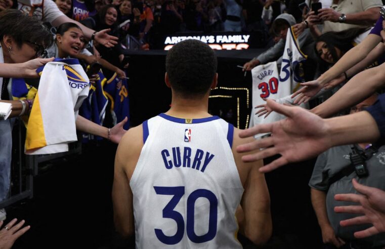 NBA: Stephen Curry acerta renovação com o GSW e abre mão de R$ 107 milhões