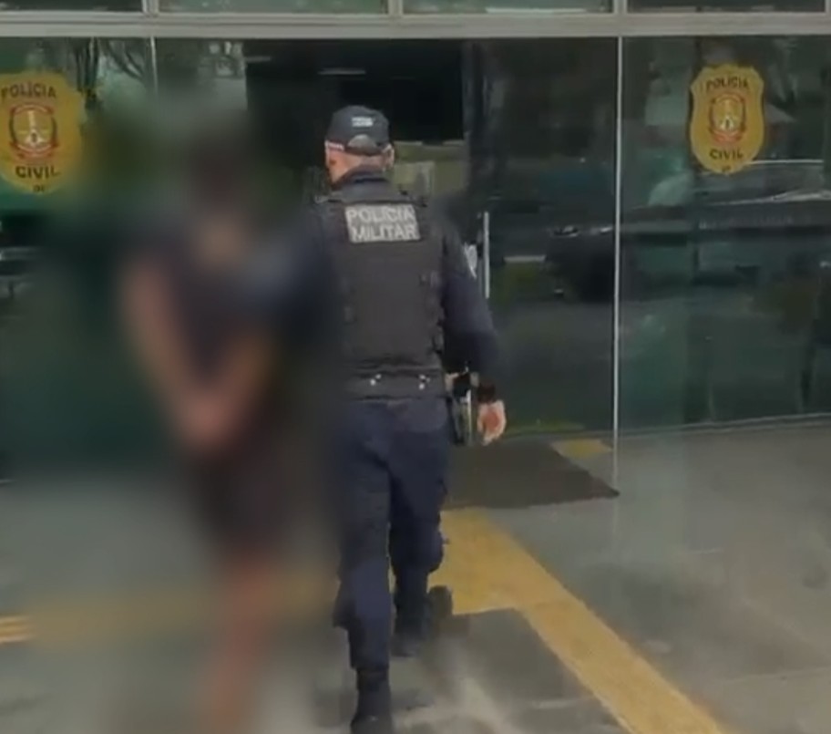 PM recupera carro furtado e prende suspeito após perseguição em Ceilândia