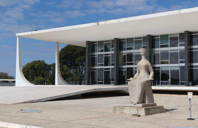 Praça dos Três Poderes será fechada para julgamento no STF
