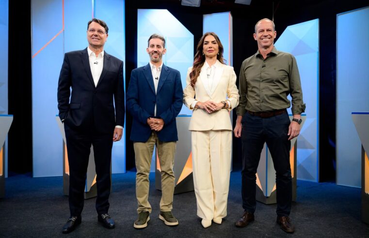 Sem Celina, último debate tem críticas ao governo e afagos a Arruda