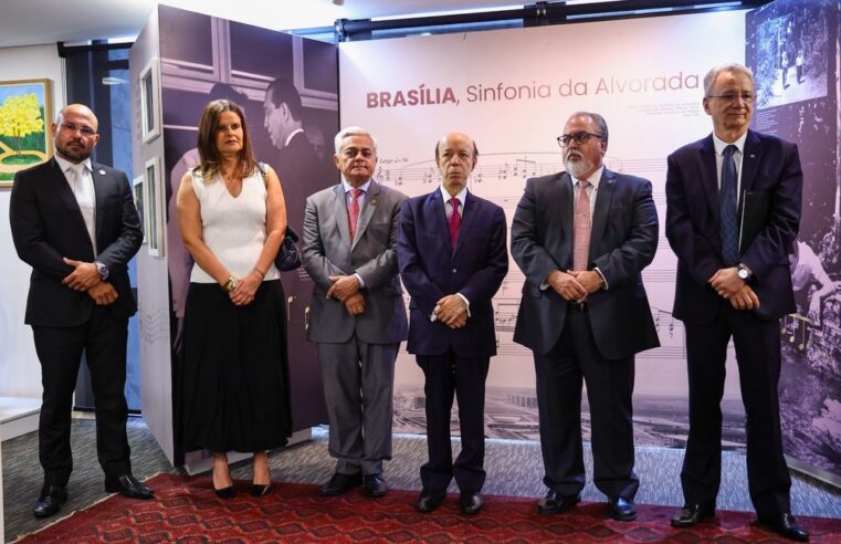 TJDFT homenageia 187 motoristas em cerimônia no Memorial