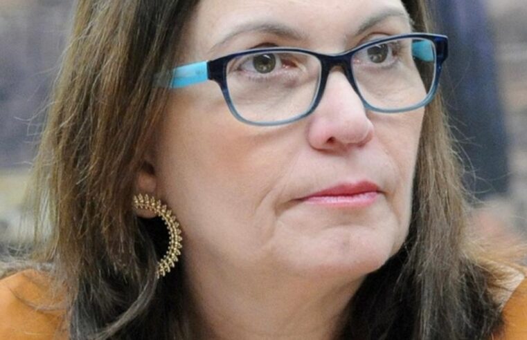 TRE-DF determina retirada de propaganda subliminar em apoio a Bia Kicis