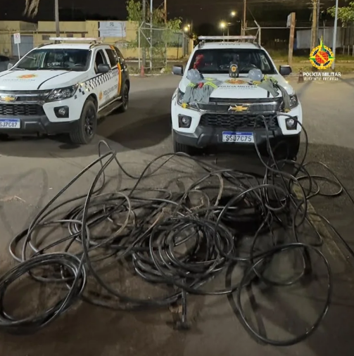 Trio é preso após se disfarçar de funcionários de empresa de telecomunicações para furtar cobre em Santa Maria