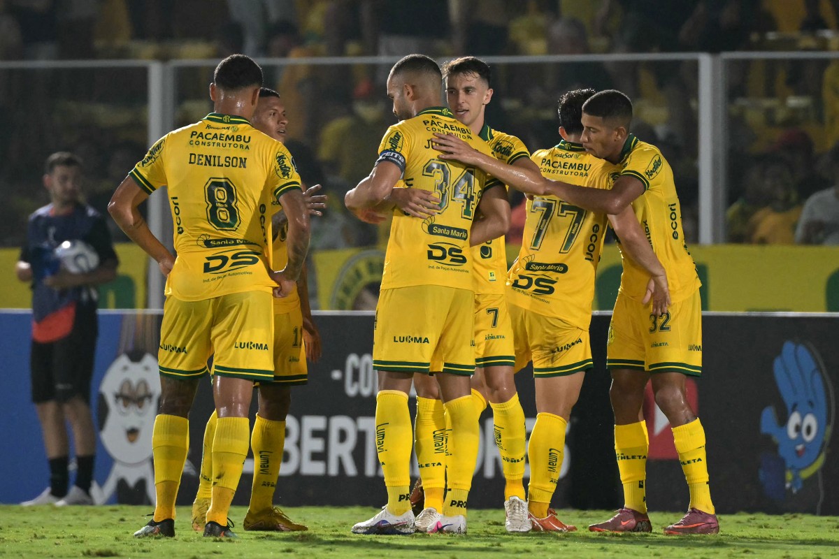 ‘Lei do ex’ supera estreias de Tite e Ziyech e Mirassol vence o Botafogo