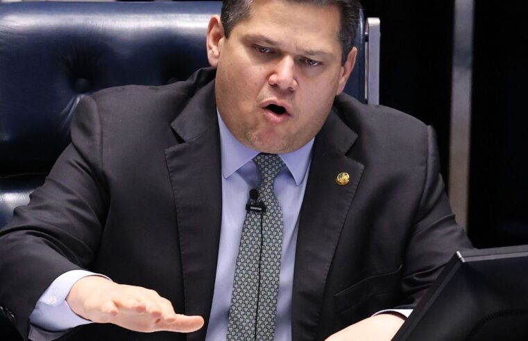 Alcolumbre vai promulgar fim da escala 6×1 nesta sexta