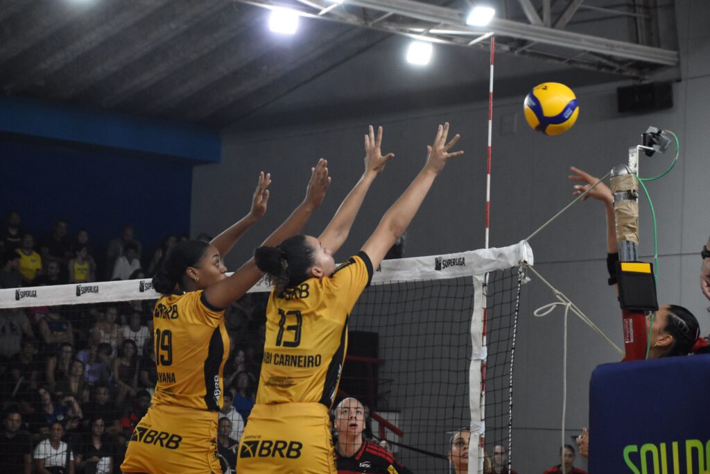 Brasília Vôlei perde em casa para Sesc Flamengo, líder da Superliga 
