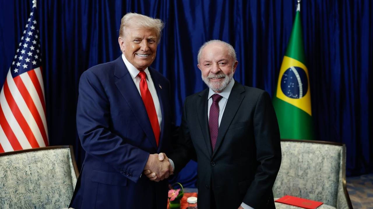 EUA travam novo acordo tarifário com Brasil e não fixam prazo