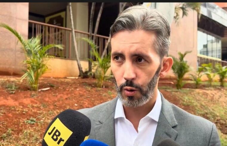 Grass promete tarifa zero e mudanças no Iges-DF durante entrevista