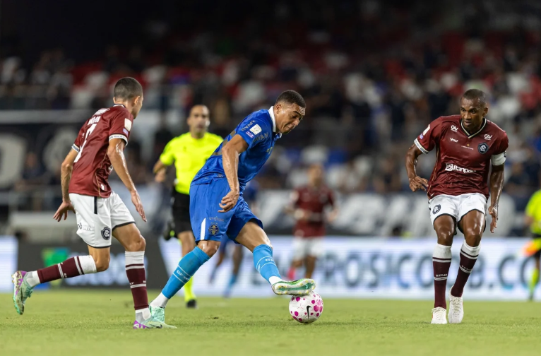 Grêmio cede empate ao Remo e termina rodada na zona de rebaixamento