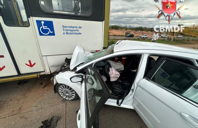Homem de 59 anos sofre parada cardiorrespiratória após colisão na Via Estrutural