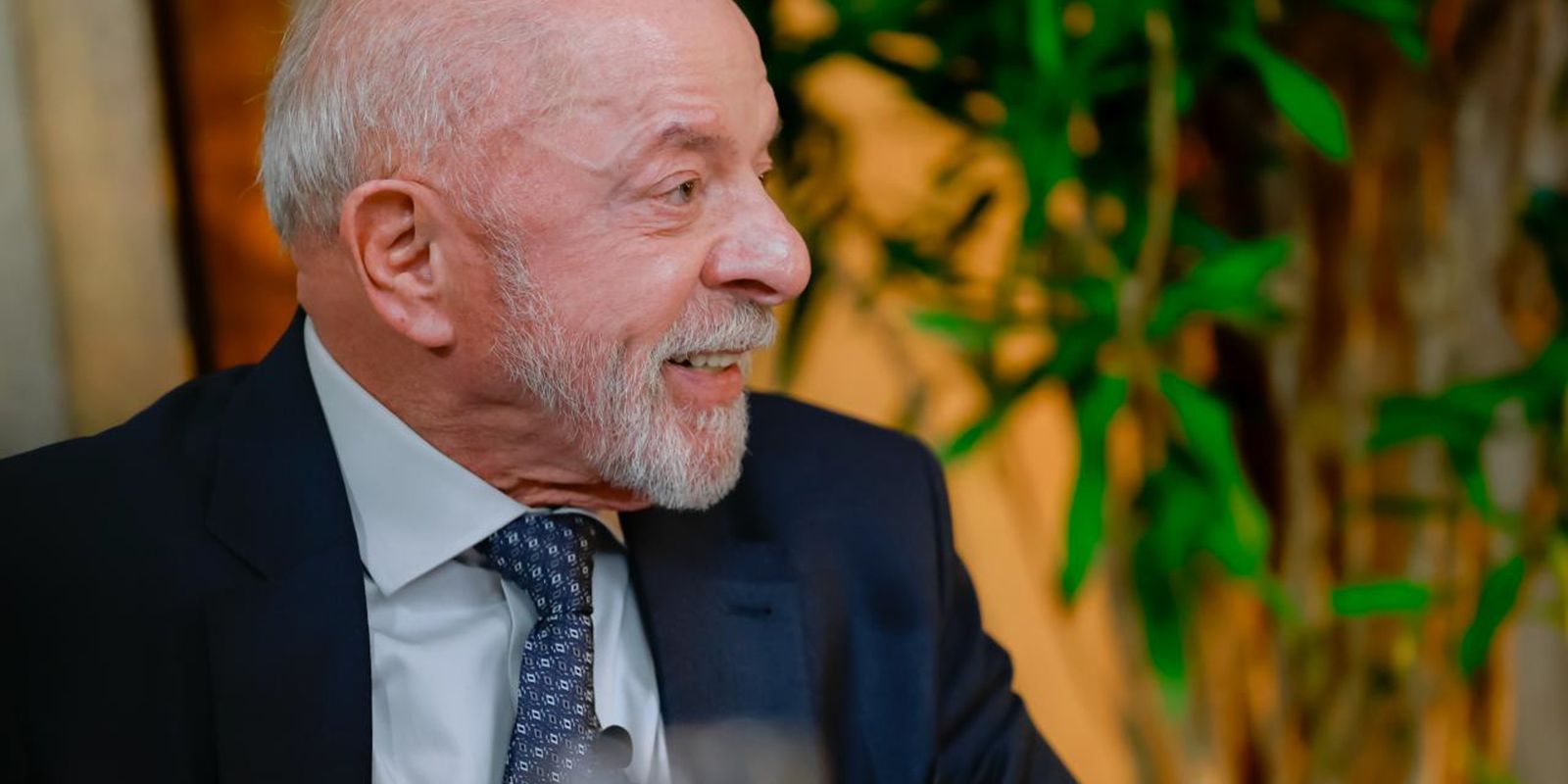 Lula diz que vai entregar amanhã ao TSE pedido de abertura de sigilo