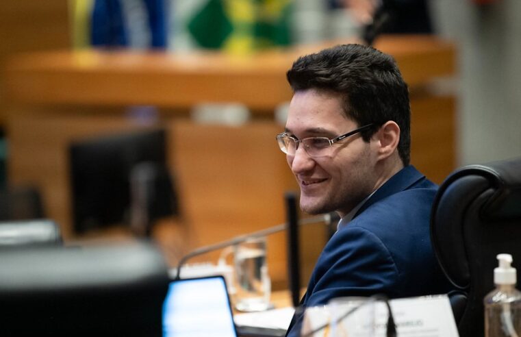 PL se reúne para definir pedidas e cargos na Mesa Diretora da CLDF
