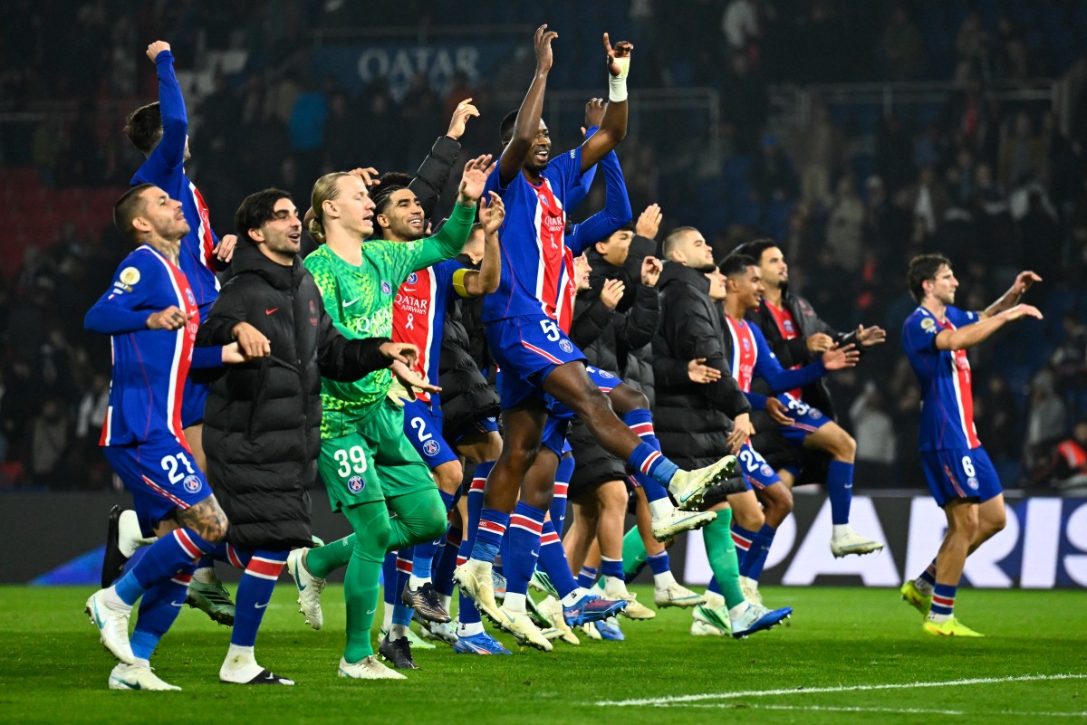 PSG vence Lyon e assume liderança da Ligue 1 pela 1ª vez nesta temporada