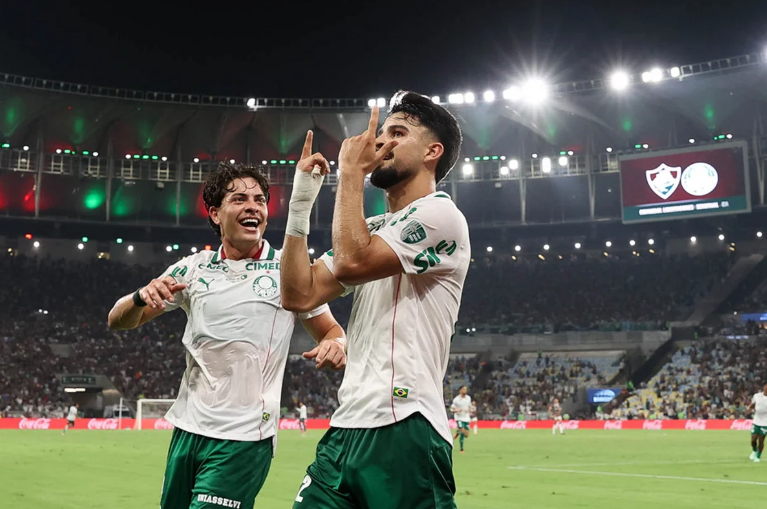 Palmeiras vence Fluminense no Maracanã e abre vantagem na semifinal da Libertadores