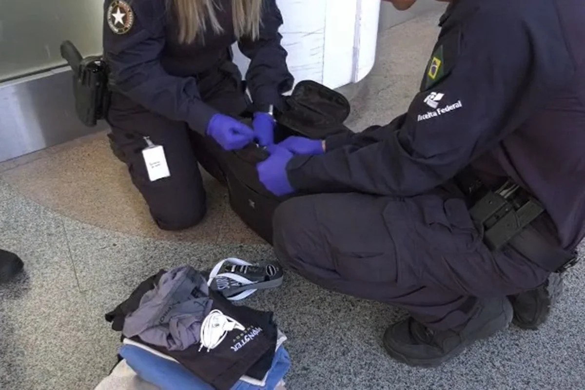 Passageiro é preso com 1,3 kg de cocaína no aeroporto de Brasília