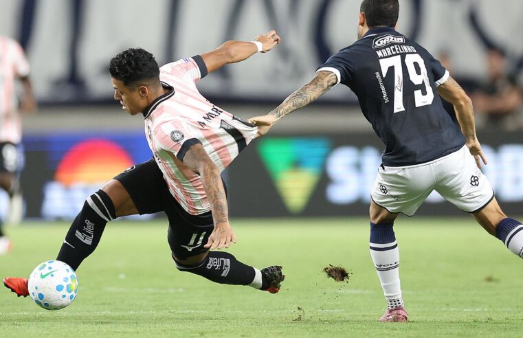 Remo volta a vencer após 12 jogos e complica Botafogo no Brasileirão
